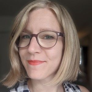 Meet your Posher, Rebecca